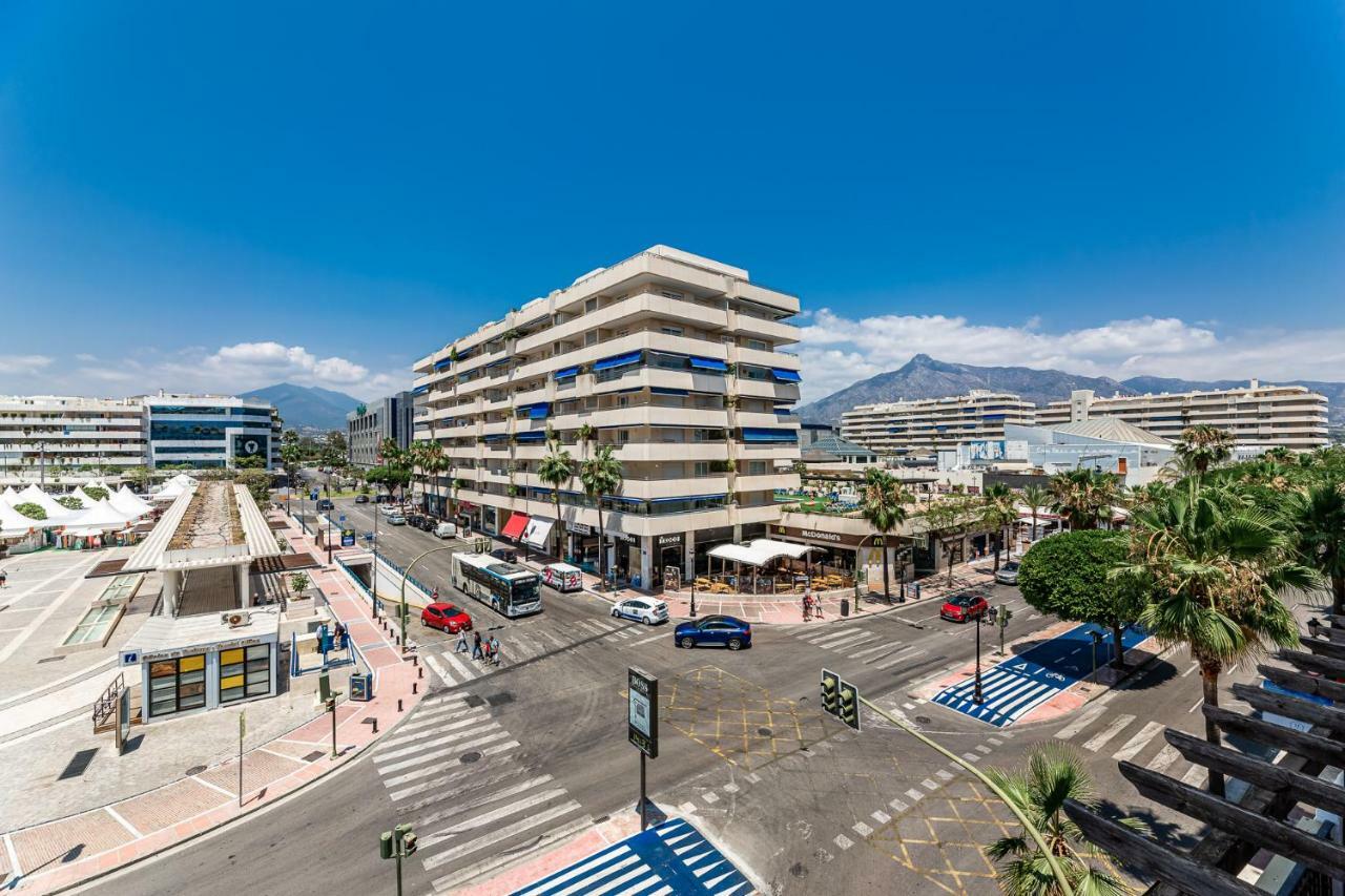 By Riva - Luxurious, Exclusive 2 Bedroom Apt Inside Puerto Banus マルベーリャ エクステリア 写真